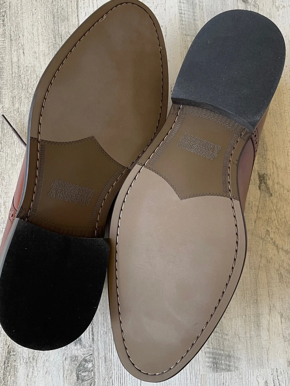 Johnston & Murphy Chestnut Brown Leather Lace-Up Oxfords 9M With Box